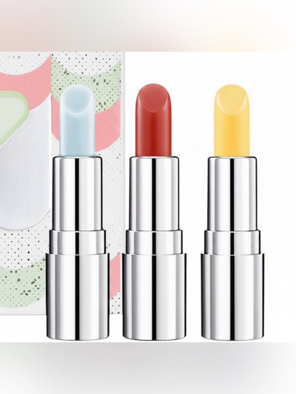 CHOOSE ONE - Prada Hydrating Lip Balm - Picture 2 of 6